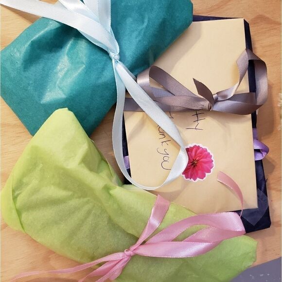 SameDayOrNextday SalesTowardsChristmas And Mycat - Picture 2 of 7